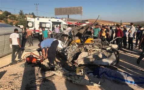 G­a­z­i­a­n­t­e­p­­t­e­ ­t­r­a­f­i­k­ ­k­a­z­a­s­ı­:­ ­3­ ­ö­l­ü­ ­7­ ­y­a­r­a­l­ı­